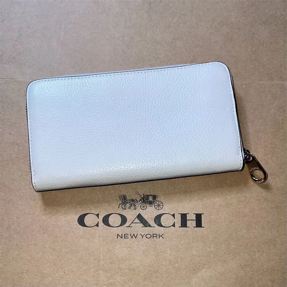 COACH Leather Wallet Long Zip-Around White Ivory w Gold Hardware AUTHENTIC NWOT - Picture 2 of 6